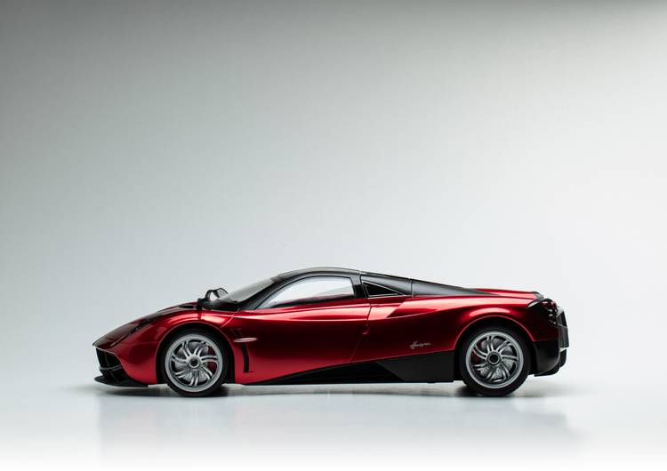 Pagani Huayra preview