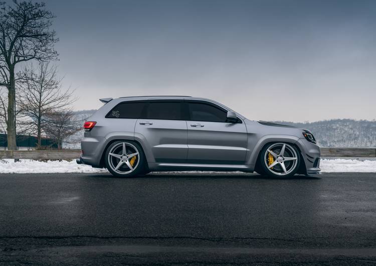 Jeep Grand Cherokee SRT preview
