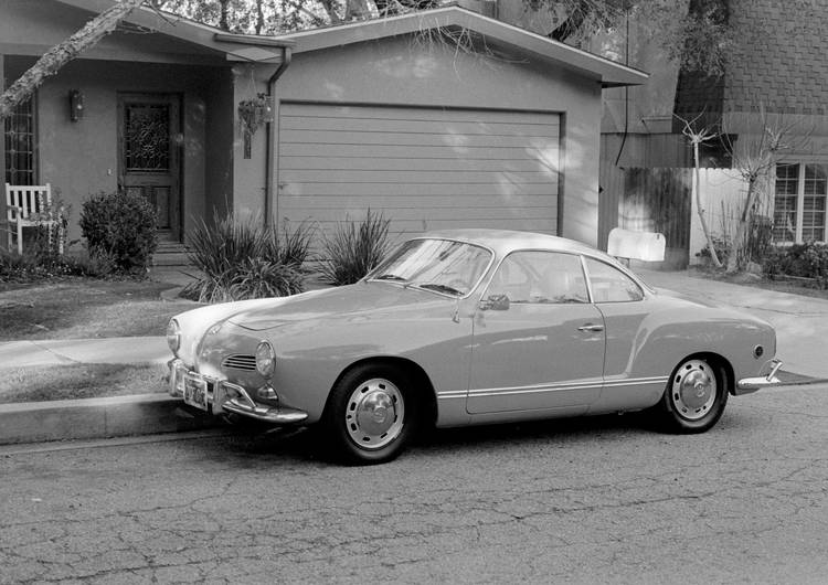 Volkswagen Karmann Ghia preview