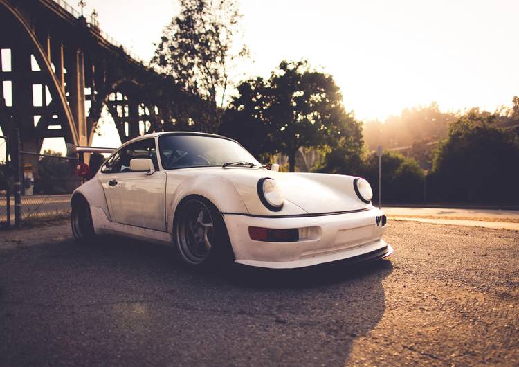 Porsche 964 Carrera preview