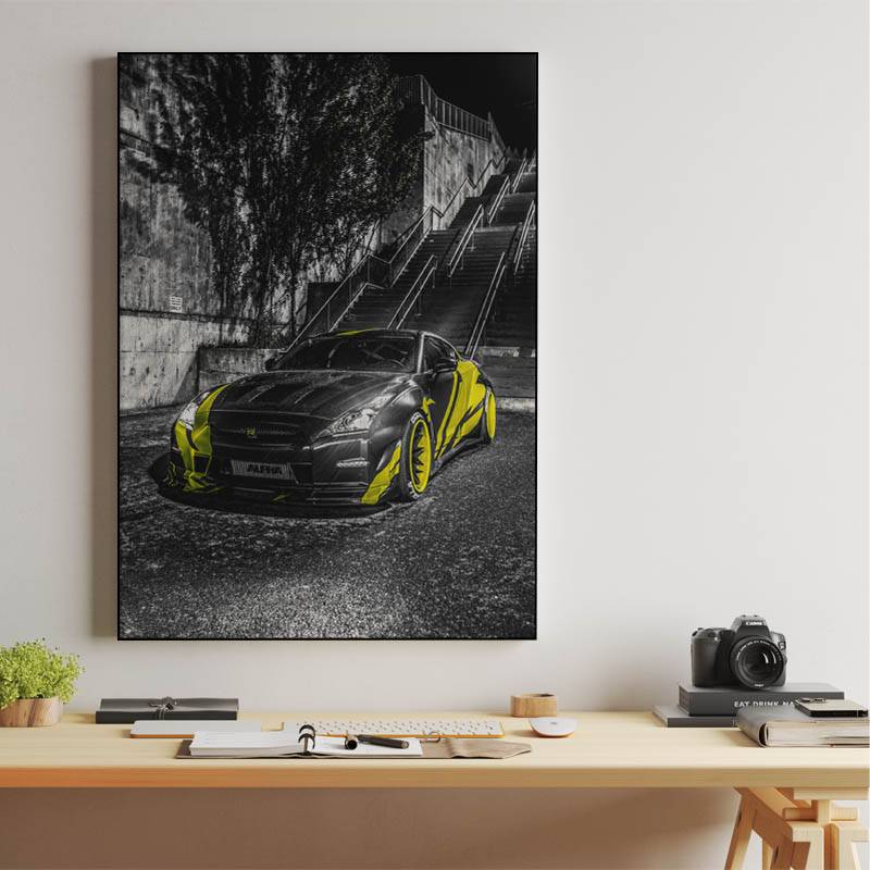Nissan GT-R (black &amp; yellow) preview