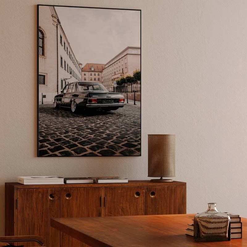 Mercedes-Benz W115 preview