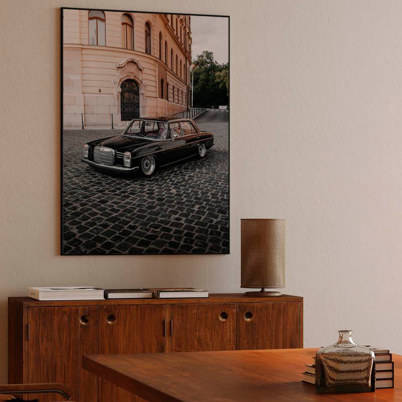 Mercedes-Benz W115 preview