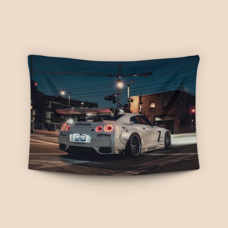 Nissan GT-R R35 preview