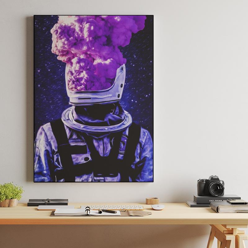 Astronaut Smoke Head