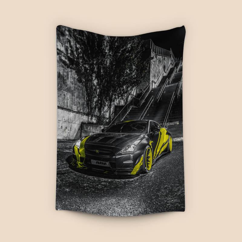 Nissan GT-R (black &amp; yellow)