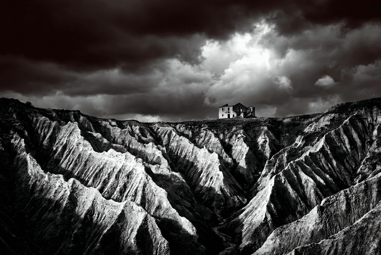 Echoes of Desolation: The Ruin on the Ridge