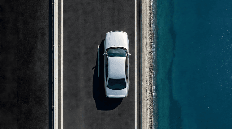 Audi 100 C4: Coastal Aerial Drive