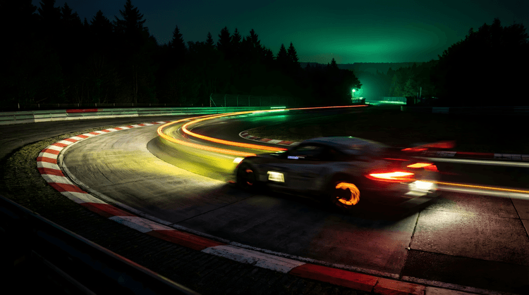Neon Apex: Porsche 911 Night Attack