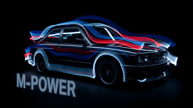 BMW E30 M3: Kinetic M-Power Light Painting