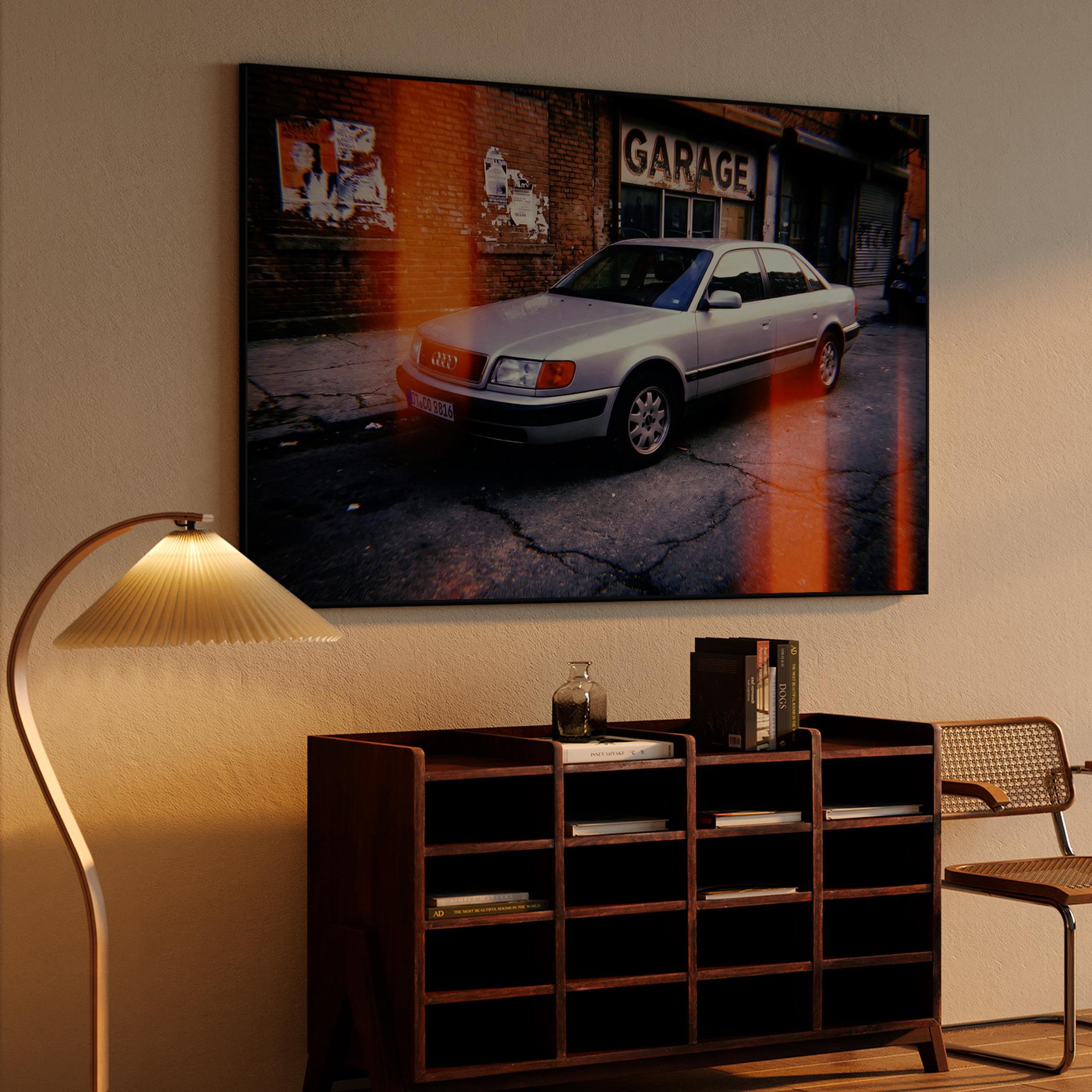 Urban Audi 100: Cinematic Light Leak